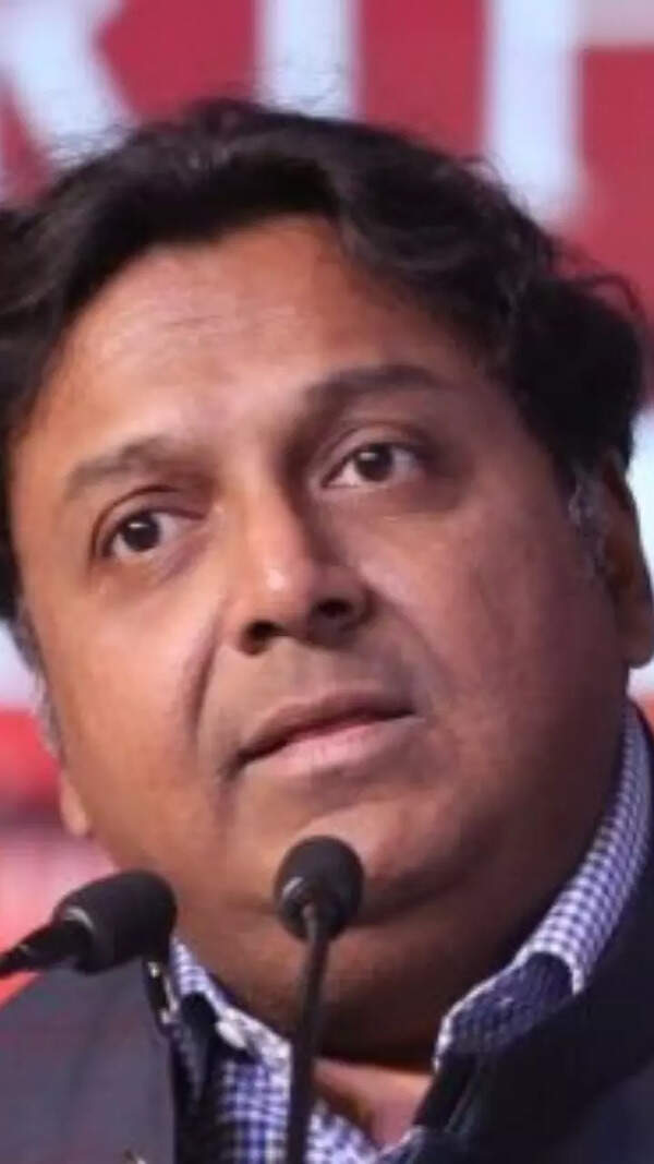 Ashwin Sanghi Stills