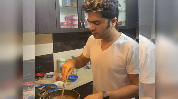 What did the actor eat?
