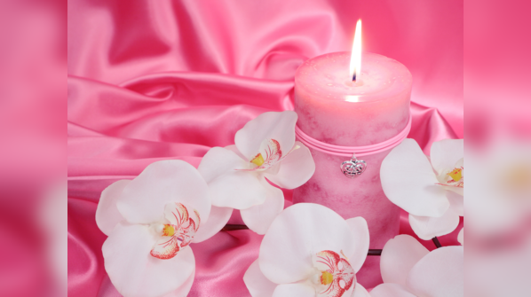 Choose pink candles