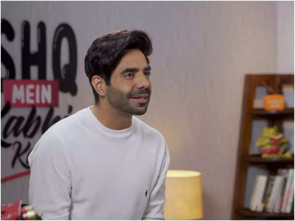 Aparshakti Khurana Images
