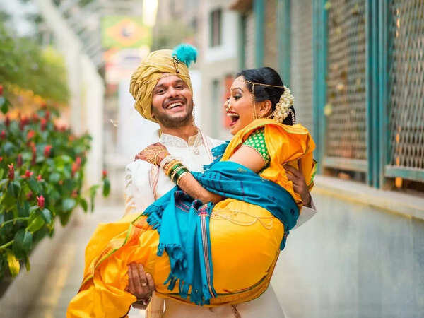 Ravish Desai Pictures
