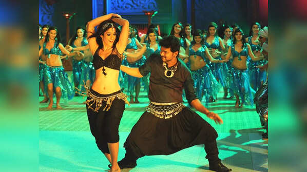'Irukkana' from Nanban