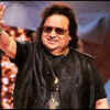 From silently breaking fashion stereotypes for men to creating an iconic style statement, here's decoding Bappi Lahiri’s wardrobe