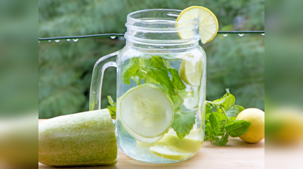How is detox water helpful in weight loss?