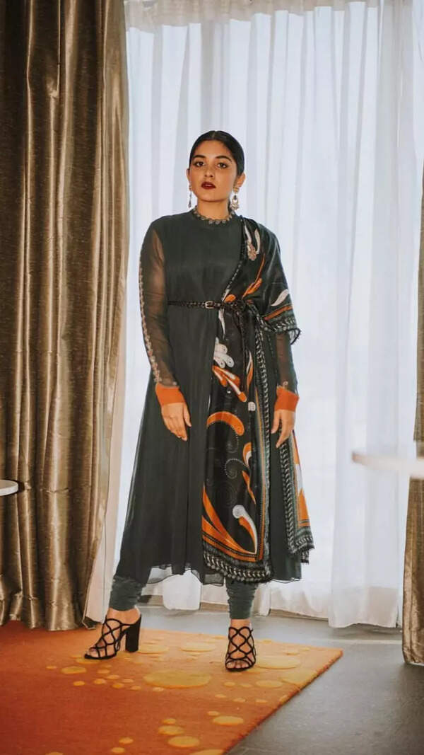 Nivetha Thomas