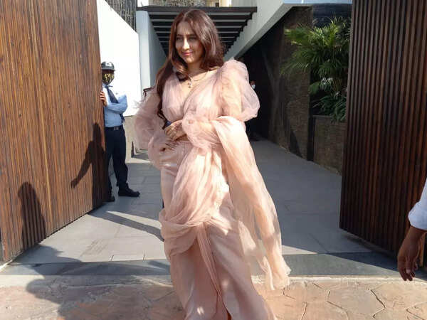 Anusha Dandekar Images