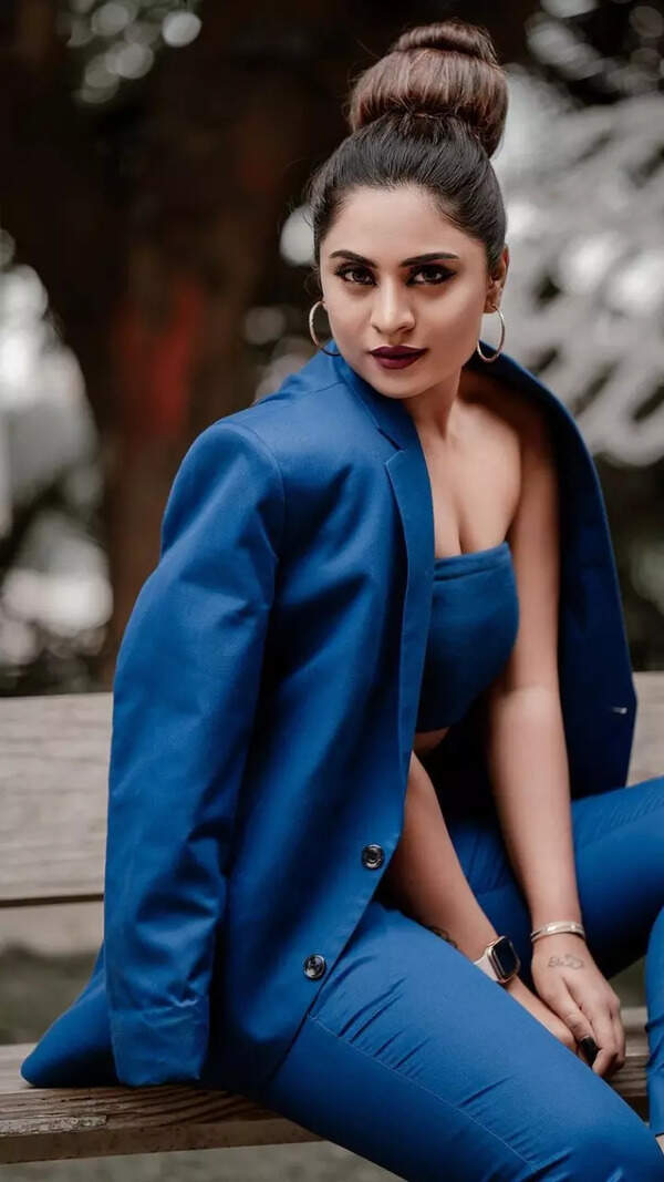 Deepika Das Images