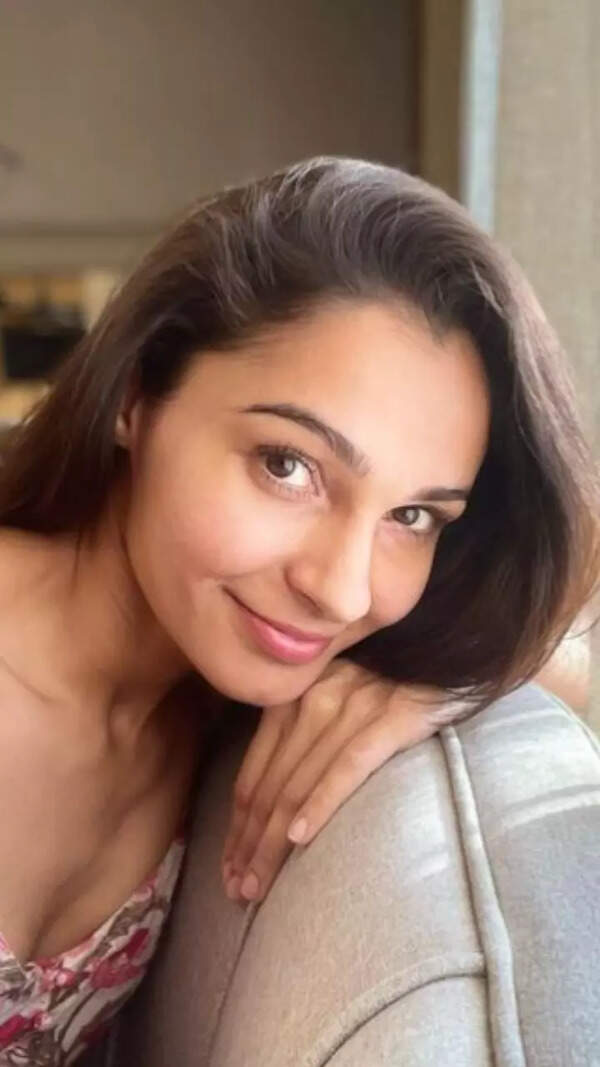 Andrea Jeremiah Images
