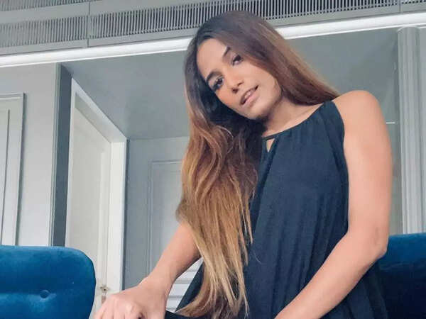 Poonam Pandey Pictures