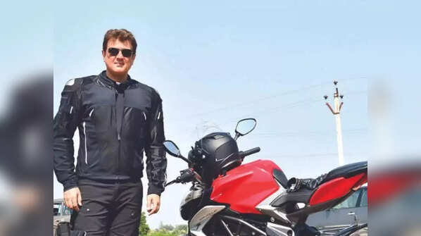 'Mankatha' to 'Valimai': Five times when Ajith stunned the movie buffs with his bike stunts