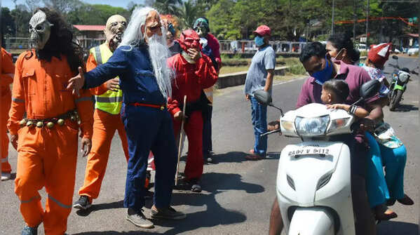 Divar opens its doors to ‘friendly’ Potekars