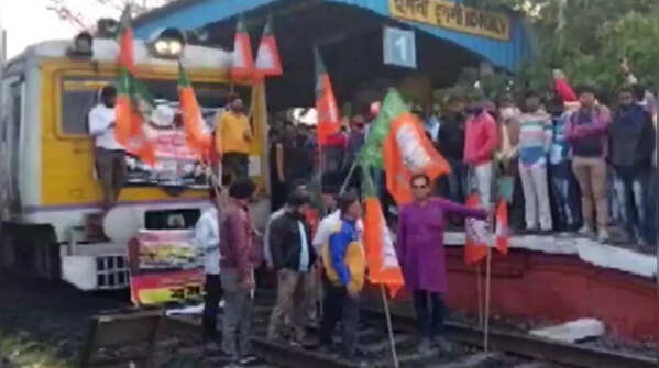 In pics: BJP's bandh call across West Bengal evokes mixed response