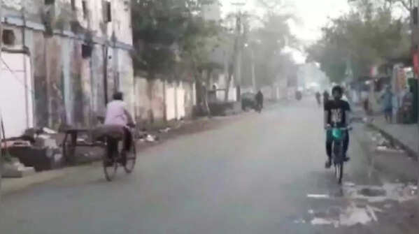 In pics: BJP's bandh call across West Bengal evokes mixed response