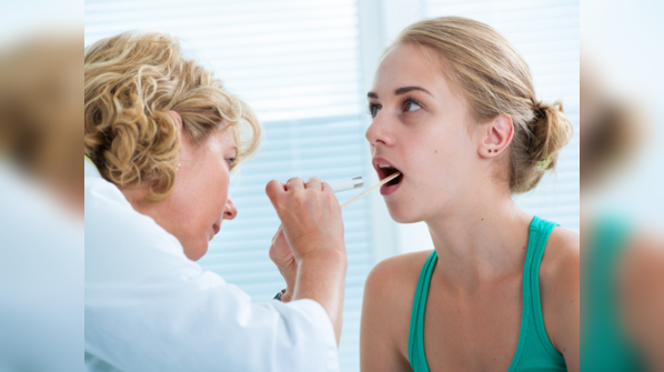 What is COVID tongue? What does it look like?