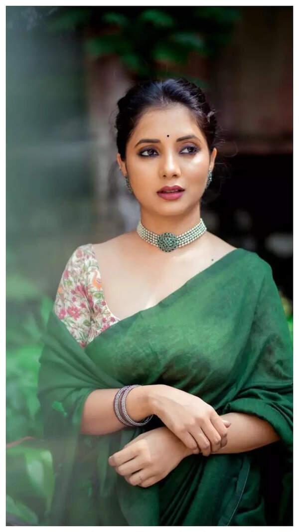 Sayali Sanjeev Stills