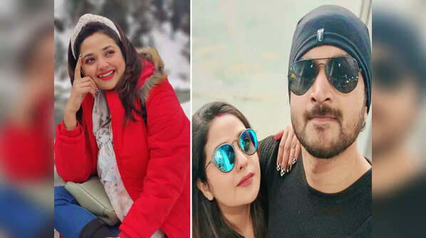 Mimi Dutta and Om Sahani enjoy a gala time in Kashmir; see pics