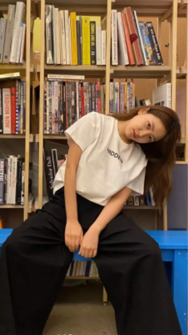 Yeri Stills