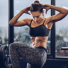 Standing crunches with leg-under-claps