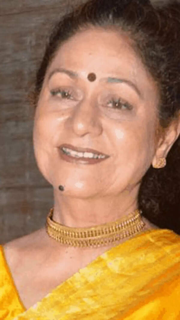 Aruna Irani Photos