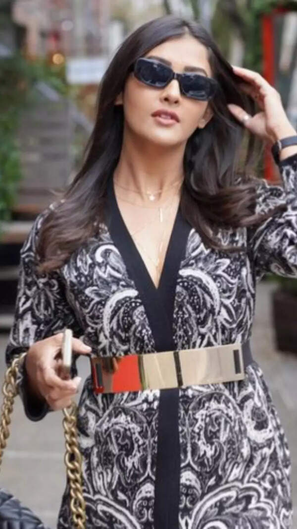 Pooja Jhaveri Photos