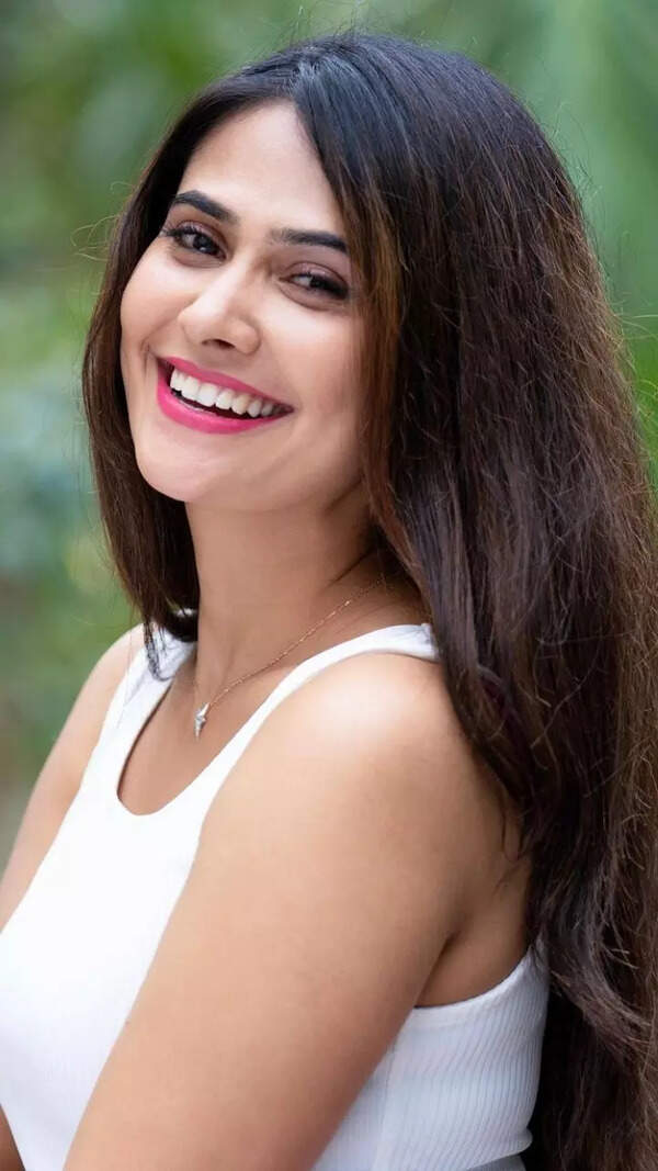 Kavya Gowda Photos