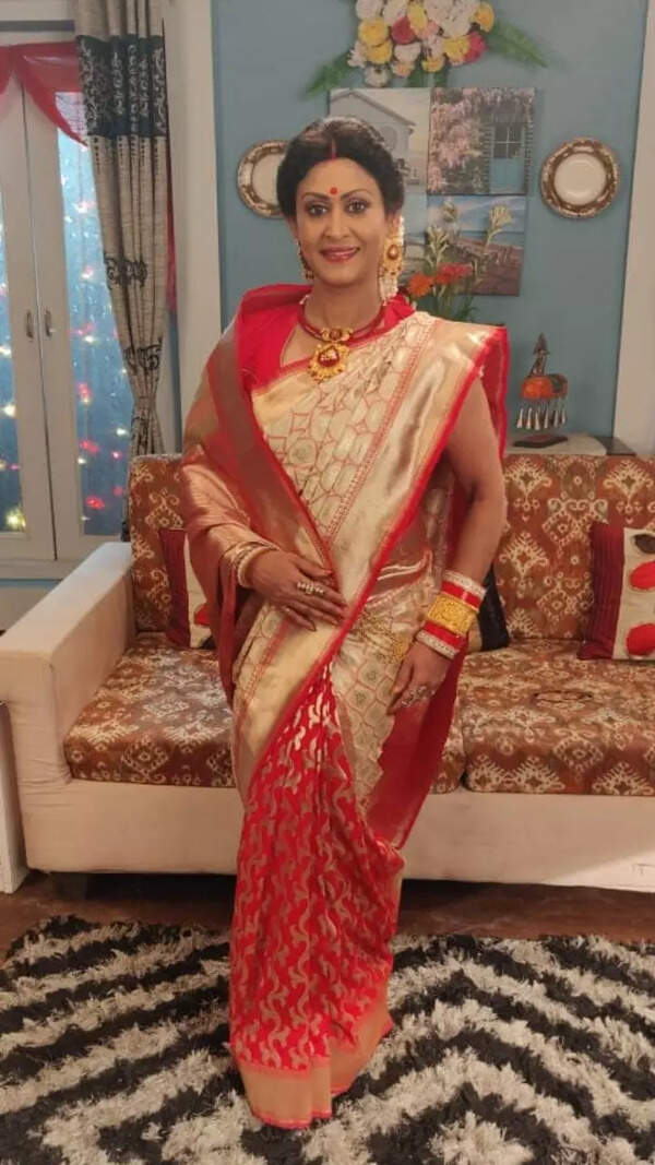Indrani Halder Pictures