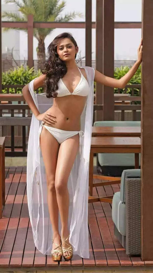 Mishmee Das Stills