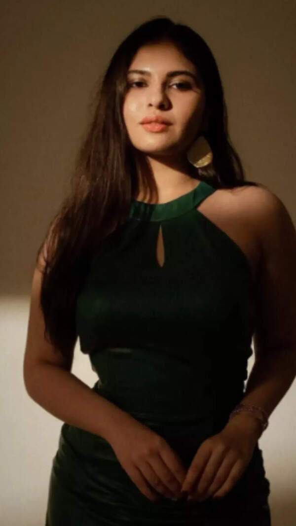 Simran Natekar Pictures