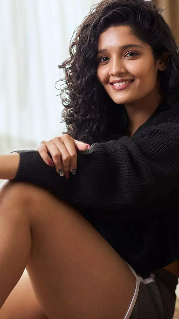 Ritika Singh Stills