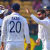 Article image for: Jadeja cleans up <i class="tbold">angelo mathews</i>