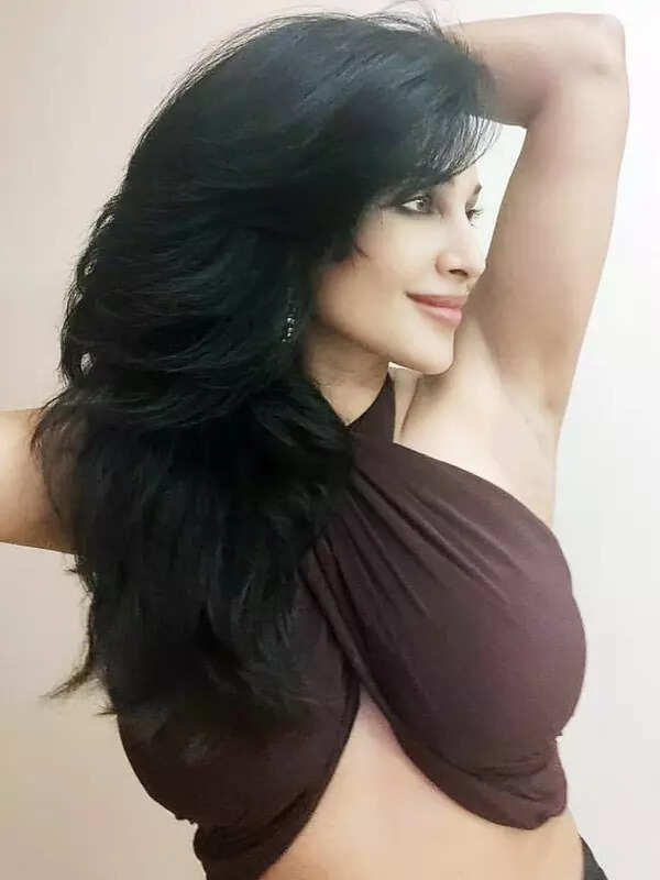 Flora Saini