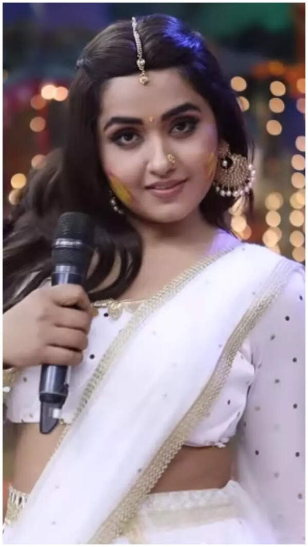 Kajal Raghwani Photos