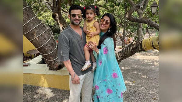Karan Patel with family