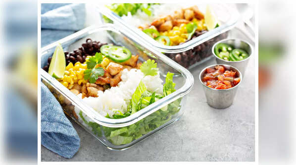 How do diets differ for women and men?