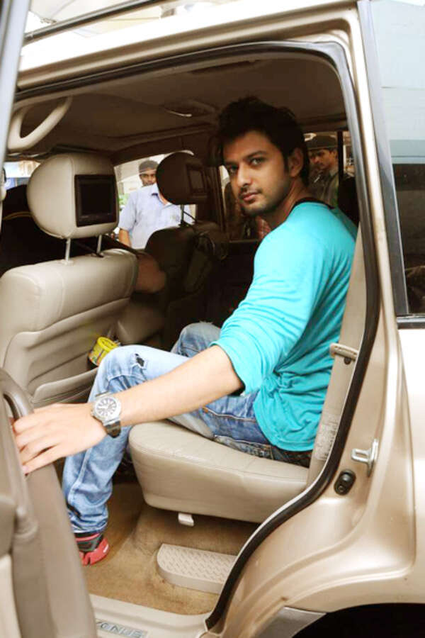 Vatsal Seth Pictures