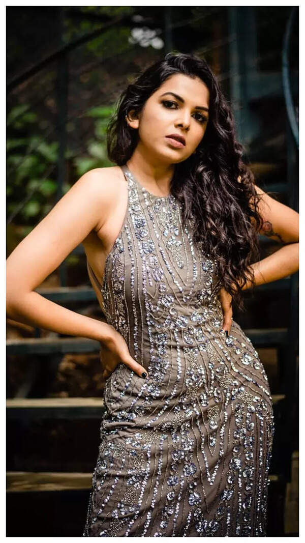 Mitali Mayekar Pictures