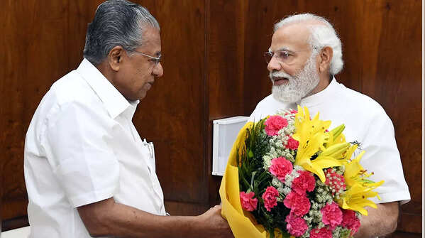 PM Modi 'charms' CM Pinarayi Vijayan