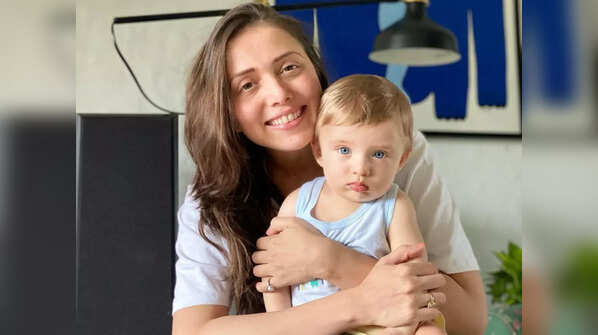 Jankee Parekh was sceptical about getting the COVID-19 vaccine while breastfeeding