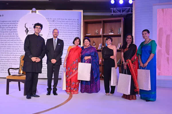 Paro Anand