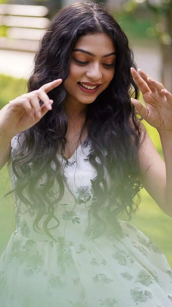 Varsha Bollamma Images