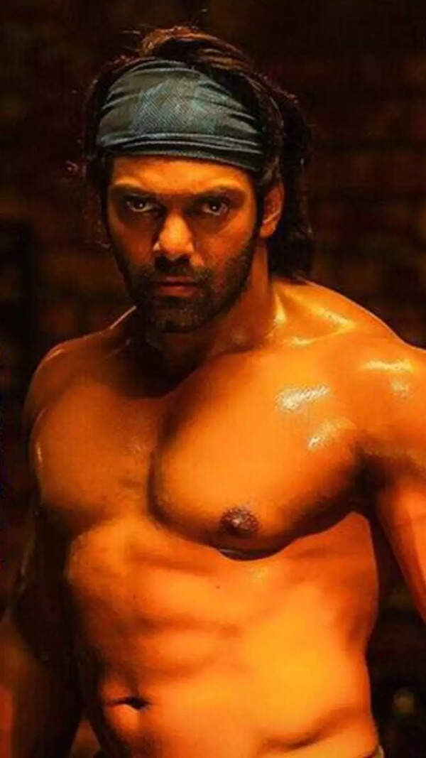 Arya Images