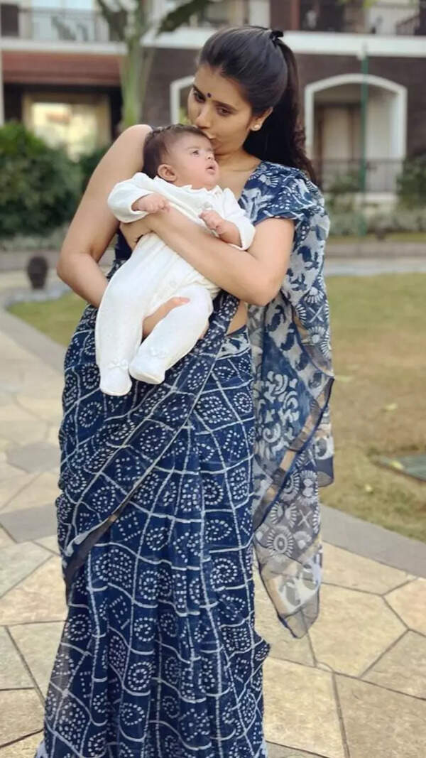 Charu Asopa Wallpapers