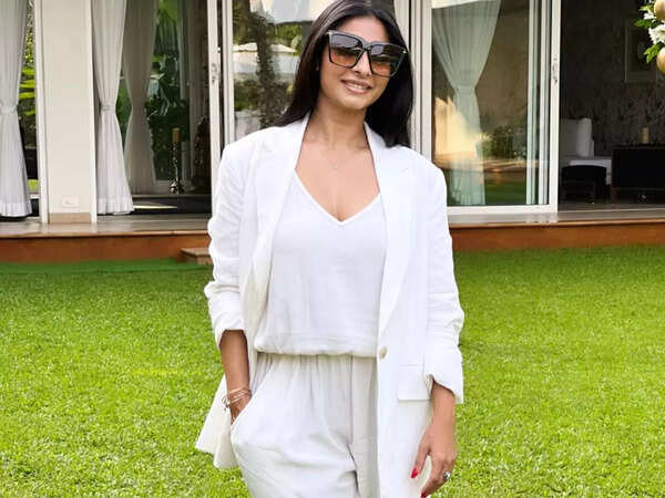 Tanishaa Mukerji Photos
