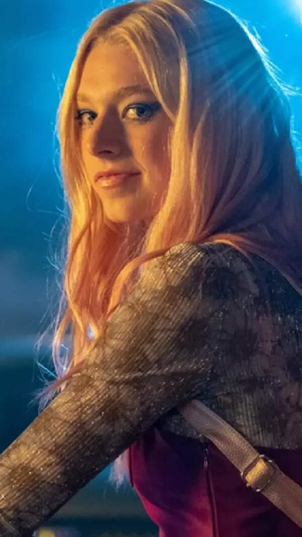 Hunter Schafer Stills