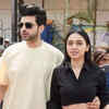 Karan schools paparazzi for mobbing outside girlfriend Tejasswi’s house