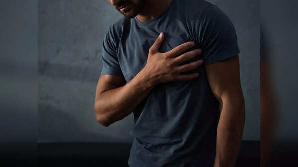 Signs of heart attack to watch out for