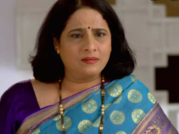 Shubhangi Gokhale Photos