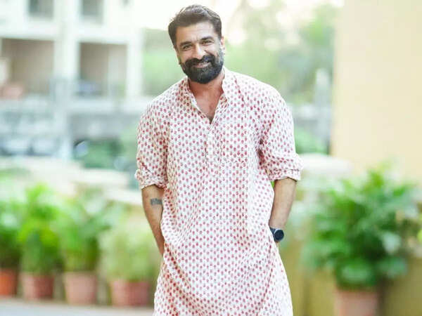 Eijaz Khan Stills
