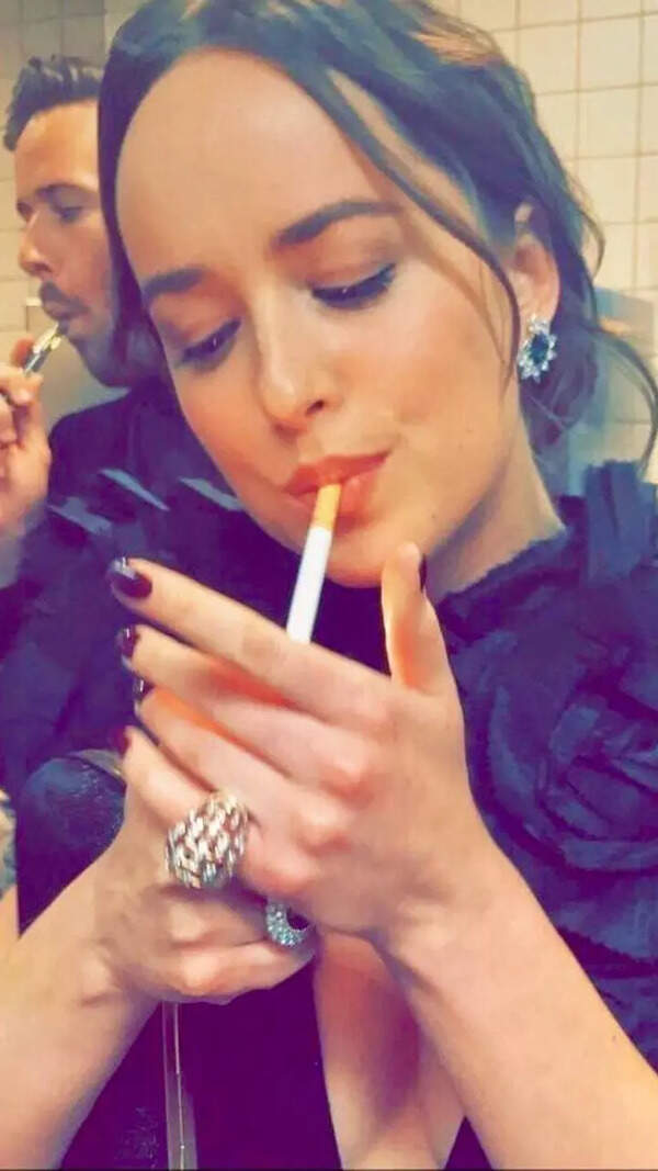 Dakota Johnson Images