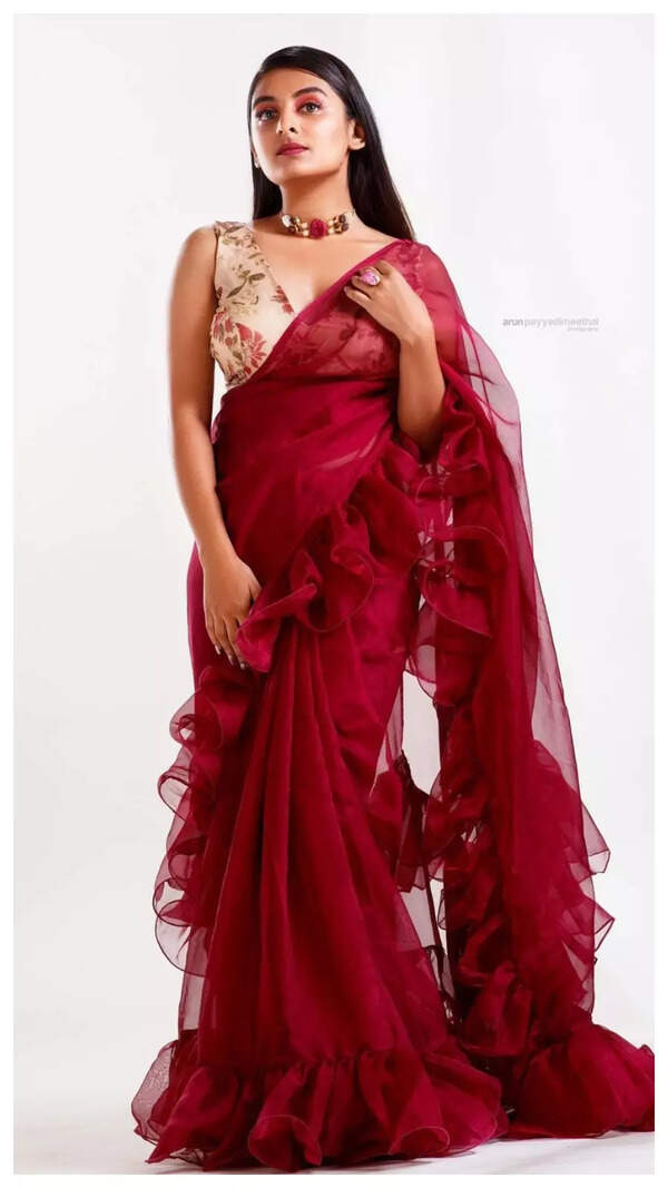 Esther Anil Wallpapers